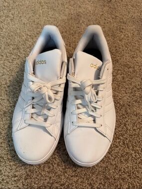 adidas White Sneakers with Gold Logo - Women's Low-Top like new